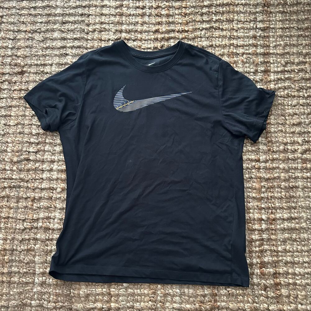 Nike Dri-FIT The Nike Tee Black Graphic Swoosh Men’s XL EUC